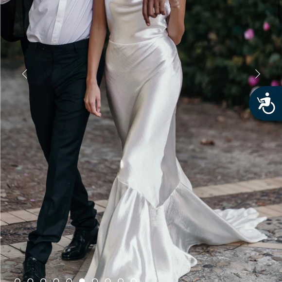 Grace Loves Lace Aura Gown - NWT - Picture 2 of 12